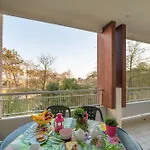Residenza Al Parco ביביונה